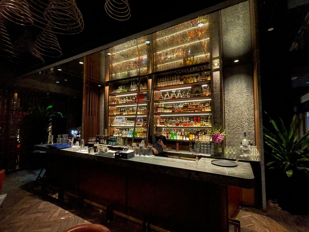 CÉ LA VI Restaurant